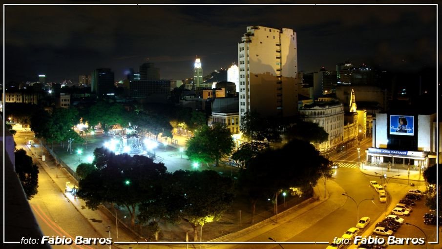 Panorâmica da praça Tiradentes (noite) - Foto: Fábio Barros (www.cidade3d.uniblog.com.br) by Fábio Barros  [-⓪-]