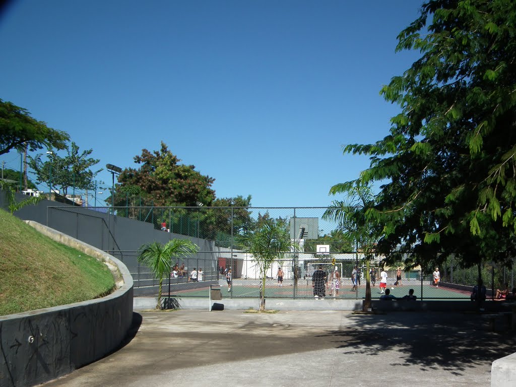 Parque Primeiro de Maio by Jose Gustavo A. Murta