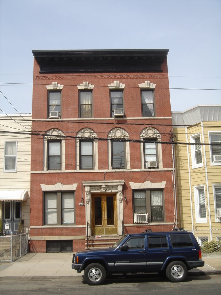 House on 30th Street between 35th and 36th Street facing northwest by Robert Reichenbach