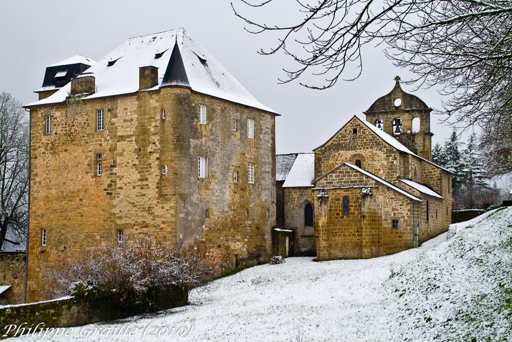 Lissac sur Couze (Corrèze) by Philippe GRAILLE