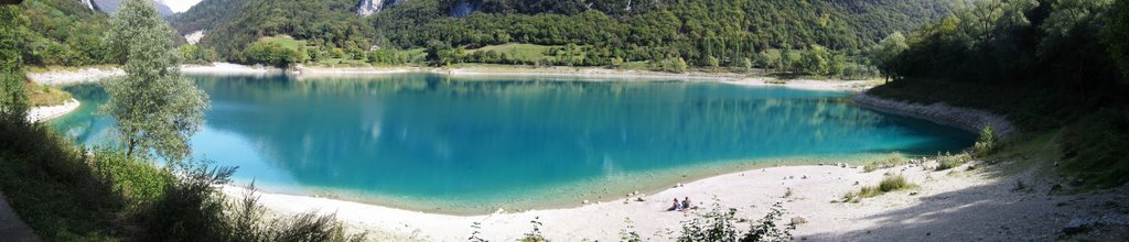 Panoramica del Lago di Tenno by Matteo Benevelli