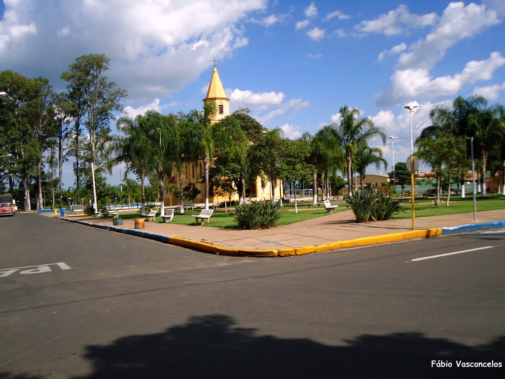 Praça da Matriz - Quintana/SP - Abr/2011 by Fabio Vasconcelos