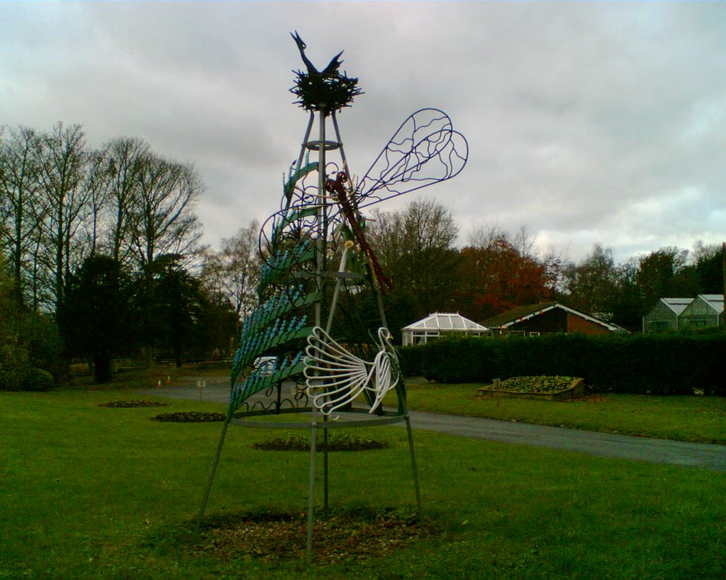 Metalwork outside Upsall Hall by Boro290204