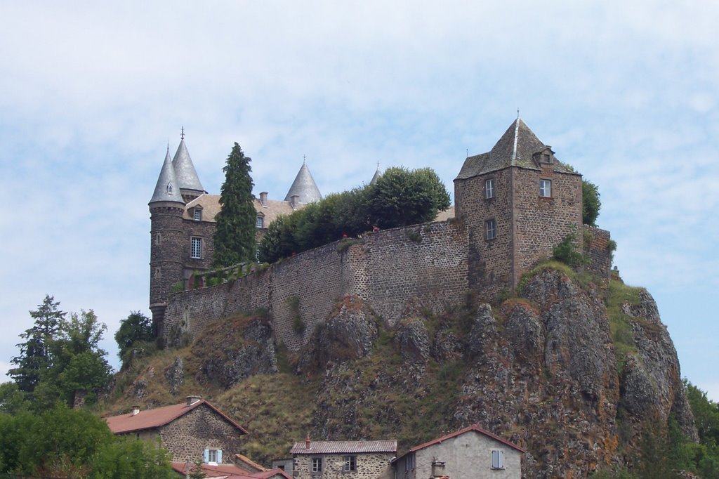 Le Sailhant( près de Saint Flour 15) by Bernard Vasset