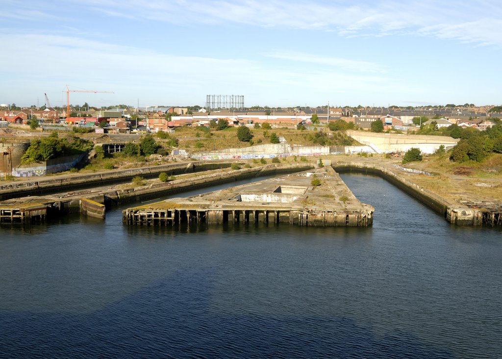 Newcastle upon Tyne, old dock area by Kevin Scott