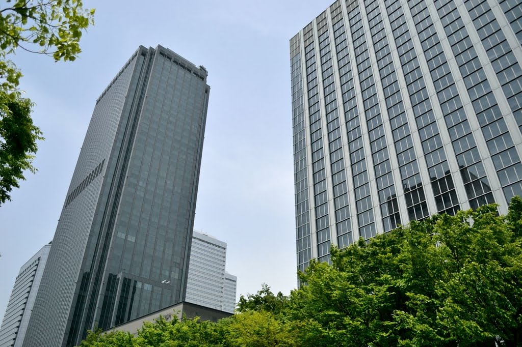 Sumitomo Life Insurance Company Headquarters by christinayan