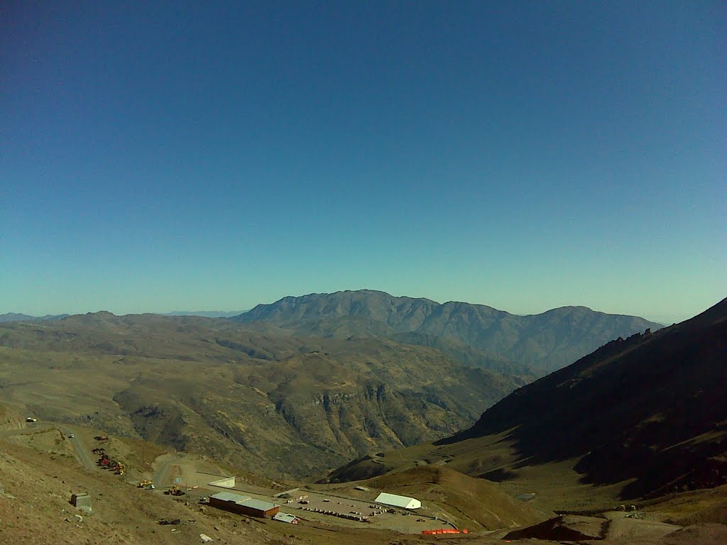 Valle Nevado sin nieve_11 by IzeKampus