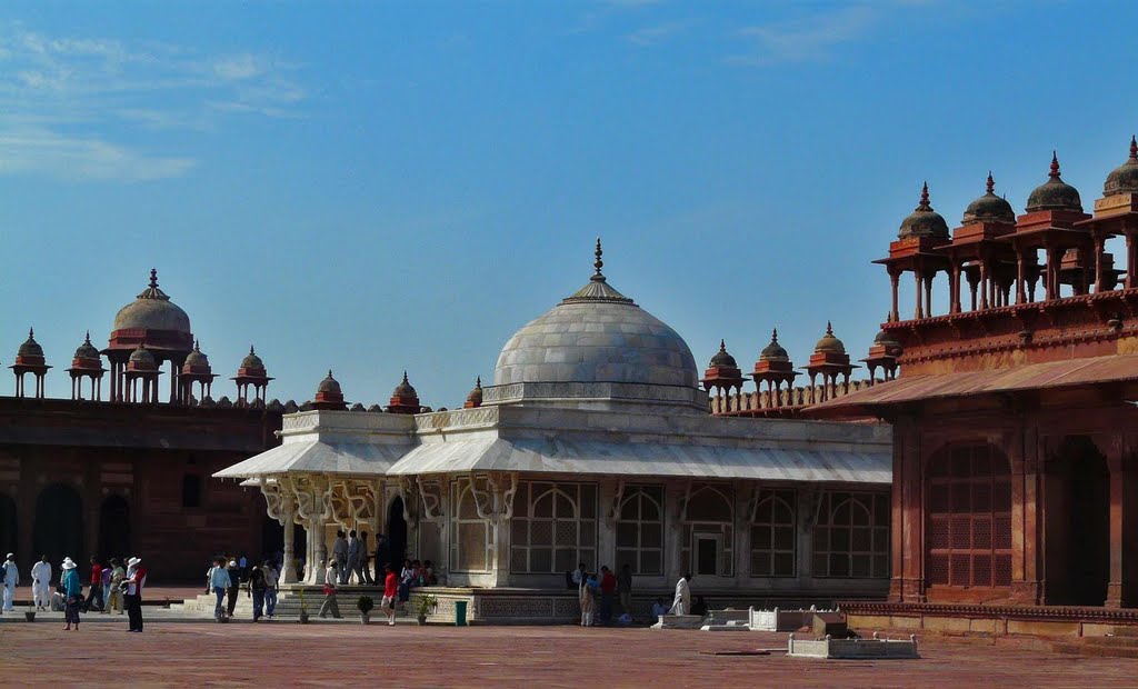 Tomb of salim chishti توضيح صفحه اول by javad Ale ali