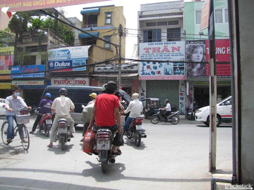 Hong Lac / Lac Long Quan St, Tan Binh District, HCM City - 2011 by Luke Johnston