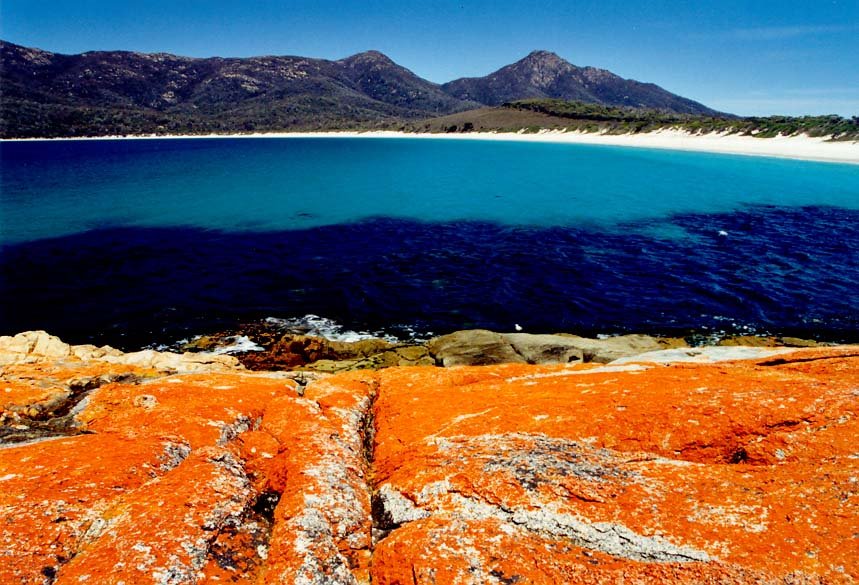 Wineglas Bay by Thies-Peter Lange