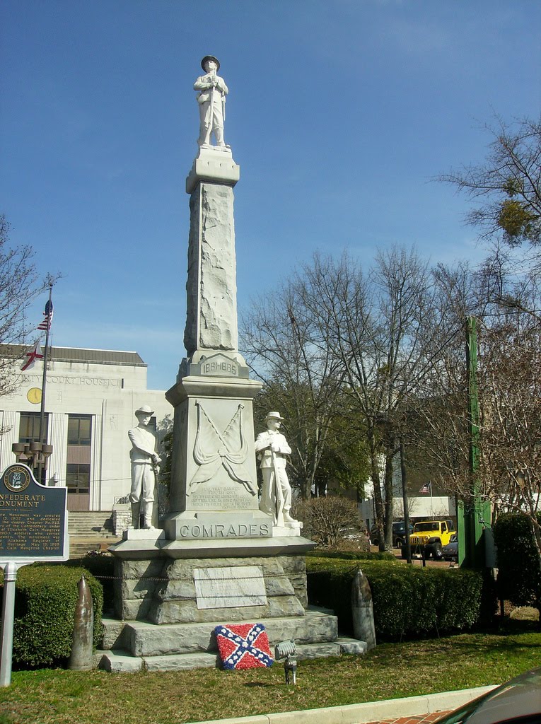 Walker County Confederate Monument, Jasper, Alabama by J. Stephen Conn