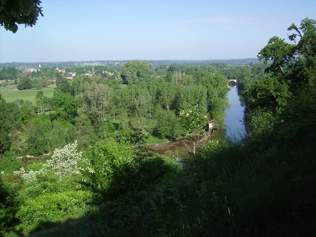 La Roche-Chalais by rotfred