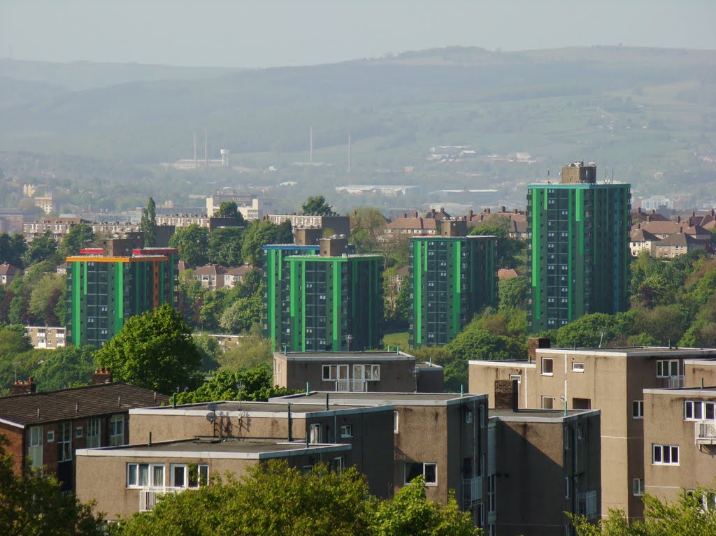 Newly refurbished Gleadless Valley high rise with the Upper Don Valley in the distance, Sheffield S14/S6/S35 by sixxsix