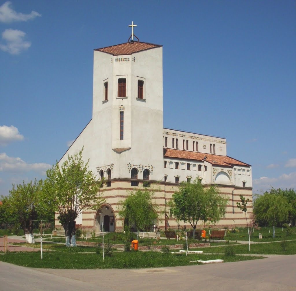 Dumbrăviţa - Biserica Ortodoxă ''Sf. Vasile cel Mare'' by danger.mouse