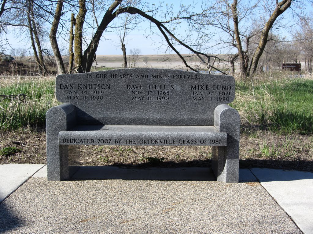 Big Stone National Wildlife Refuge Granite Bench by 988757