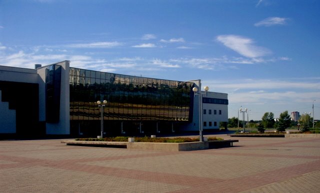 Ice rink in Volotova (in Homel) _ Ледовый дворец в 17том (в Гомеле). by YvS707