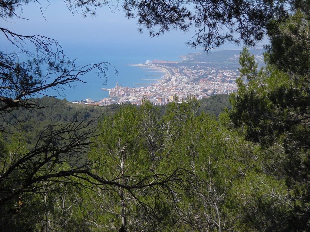 Sitges desde Parc Natural del Garraf by Satyam