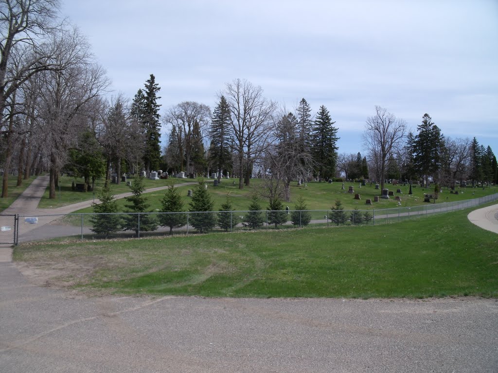 Evergreen Cemetary by irontondude