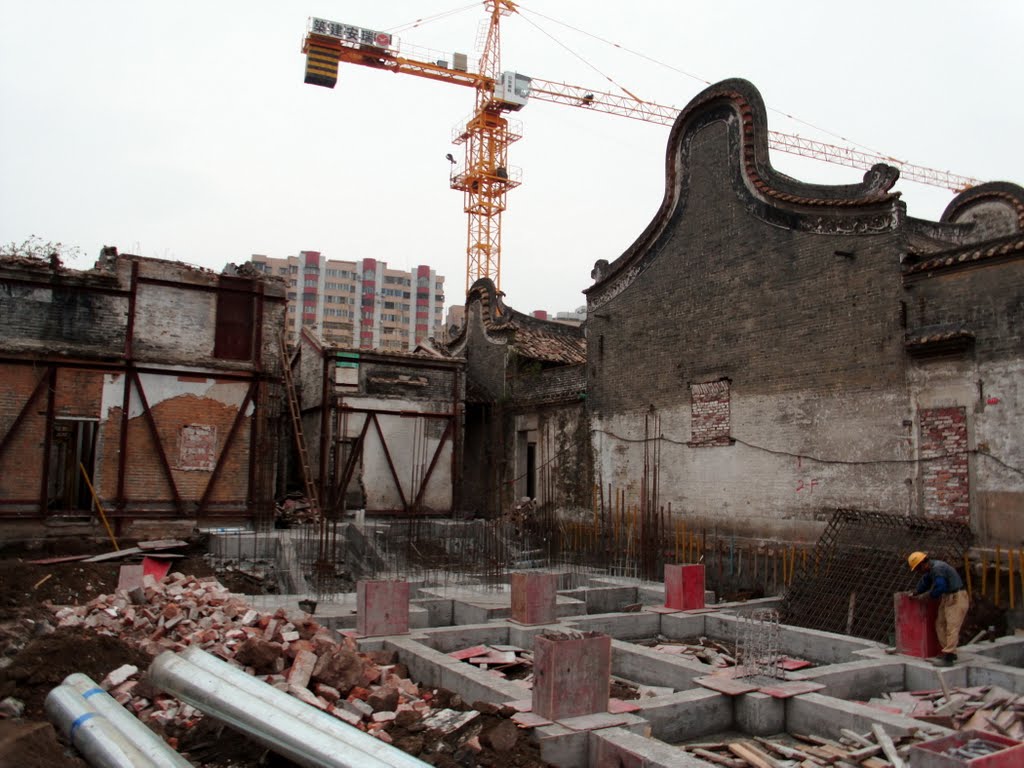 Demolish & establish@tung wah lane 重建东华里 by dengko 东科