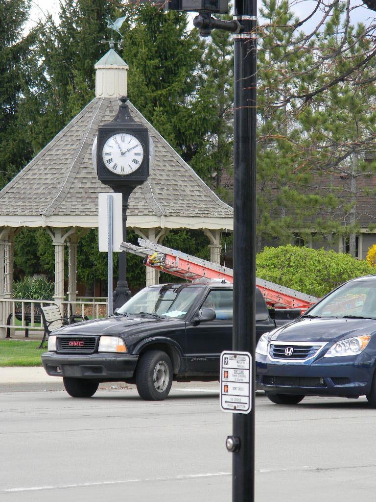 Gazeebo and Town Clock in Wixom by zanografix