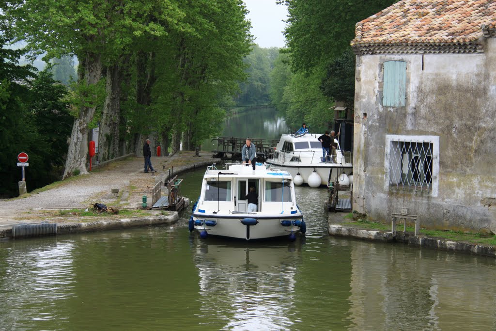 CANAL DU MIDI, CASTELNAUDARY by Iñaki Barrutiabengoa