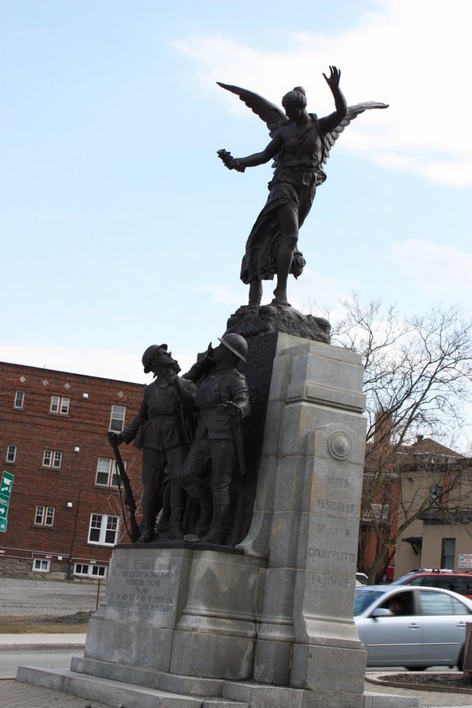 Sherbrooke - Statue aux combattants by Angel MD