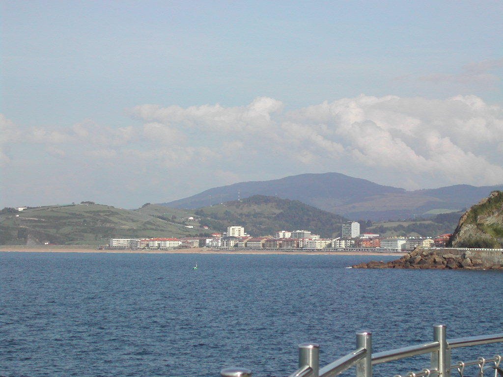 Zarautz desde getaria 08 by karmarx