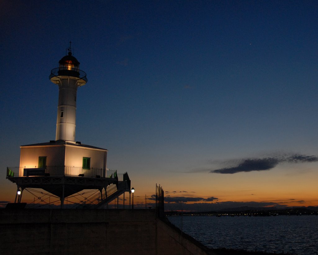 Faro de noghe by enekofotograf@hotmai…