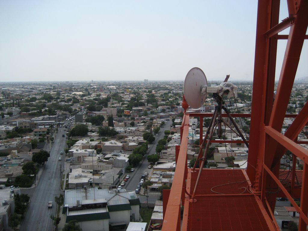 OTRA PARTE DE TORREON DESDE LA TORRE DE TELEVISA by Felipe de Jesus Guzm…