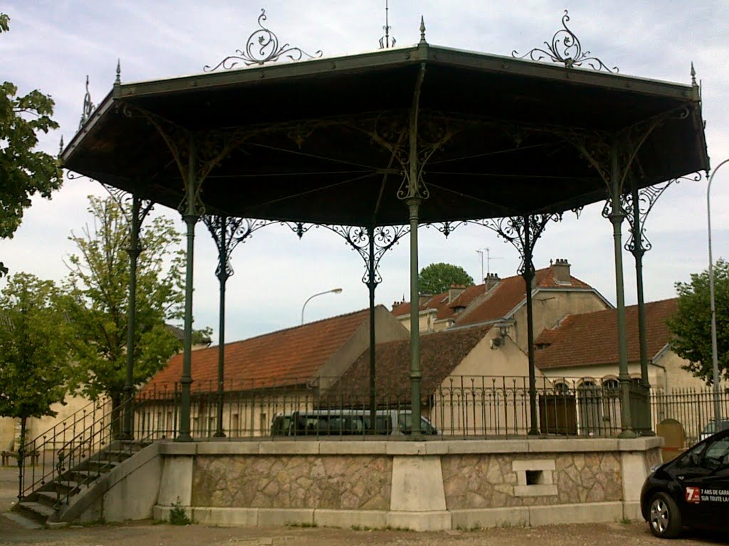 Kiosque - Auxonne by ksinfos