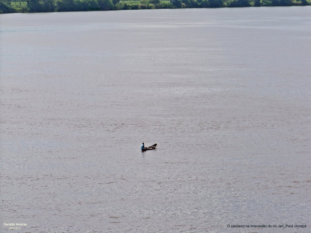 O canoeiro no rio Jari_visão n_amapá-AP by Heraldo Amoras