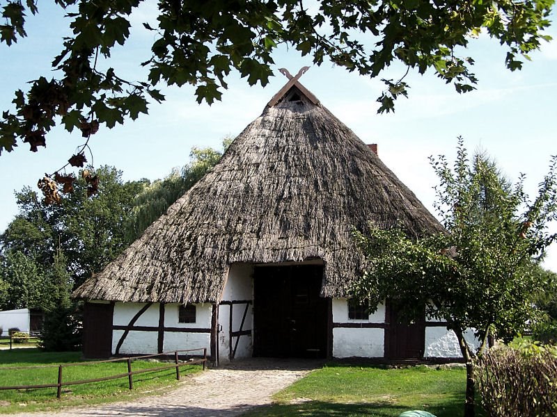 Niederdeutsches Bauernhaus in Passin by chpagenkopf