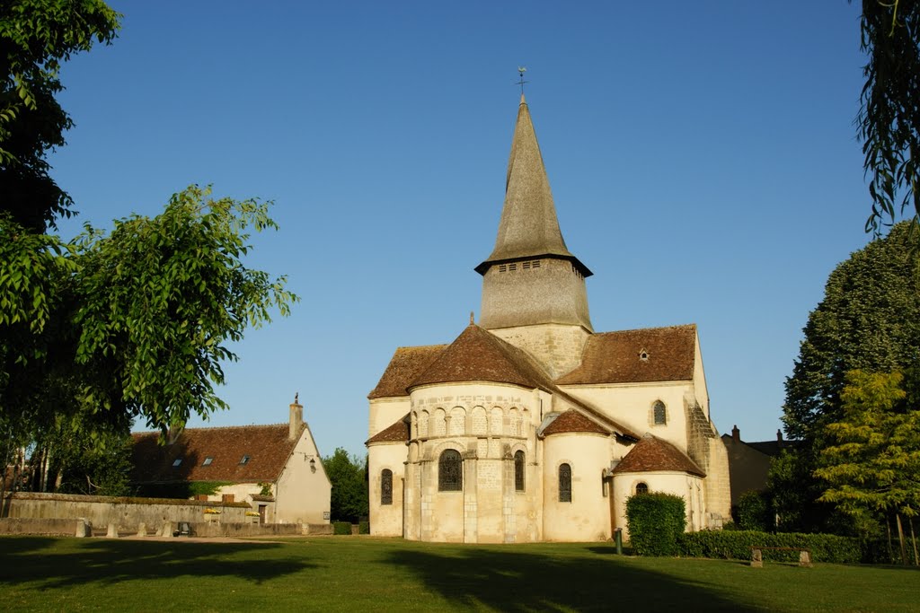 Collégiale de Saint Outrille by Denis Cointepas