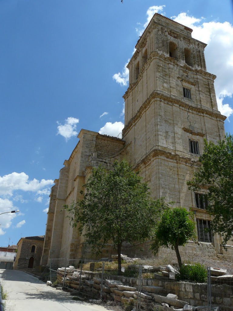 Iglesia de San Martín, Mota del Marques by Julián R.