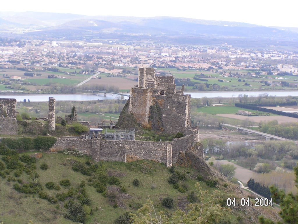 Rochemaure chateau (ardeche ) by kimi