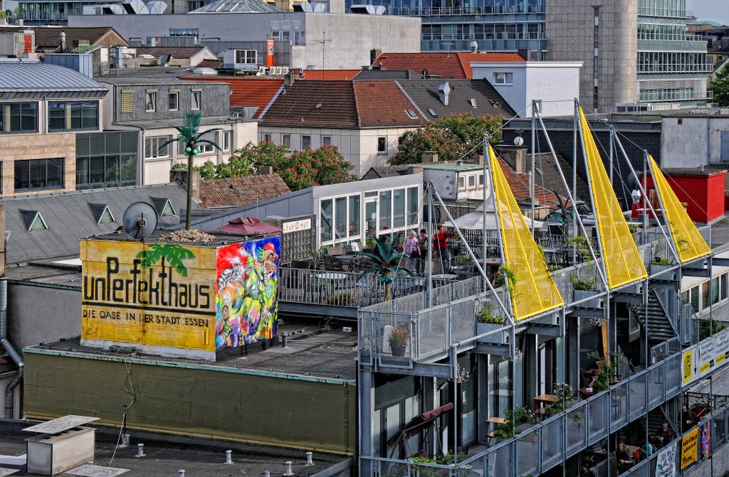 Essen-Stadtmitte / "Das Unperfekthaus" - Die Oase in der Stadt Essen / Friedrich-Ebert-Str.18 by Cityfotograph