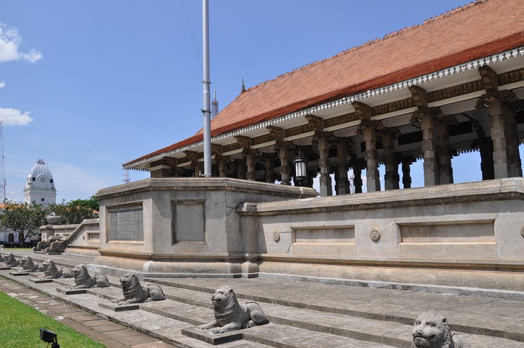 The Independence Memorial Hall in Cinnamon Gardens, Colombo, Sri Lanka. by Nicola e Pina Sri Lanka 2011