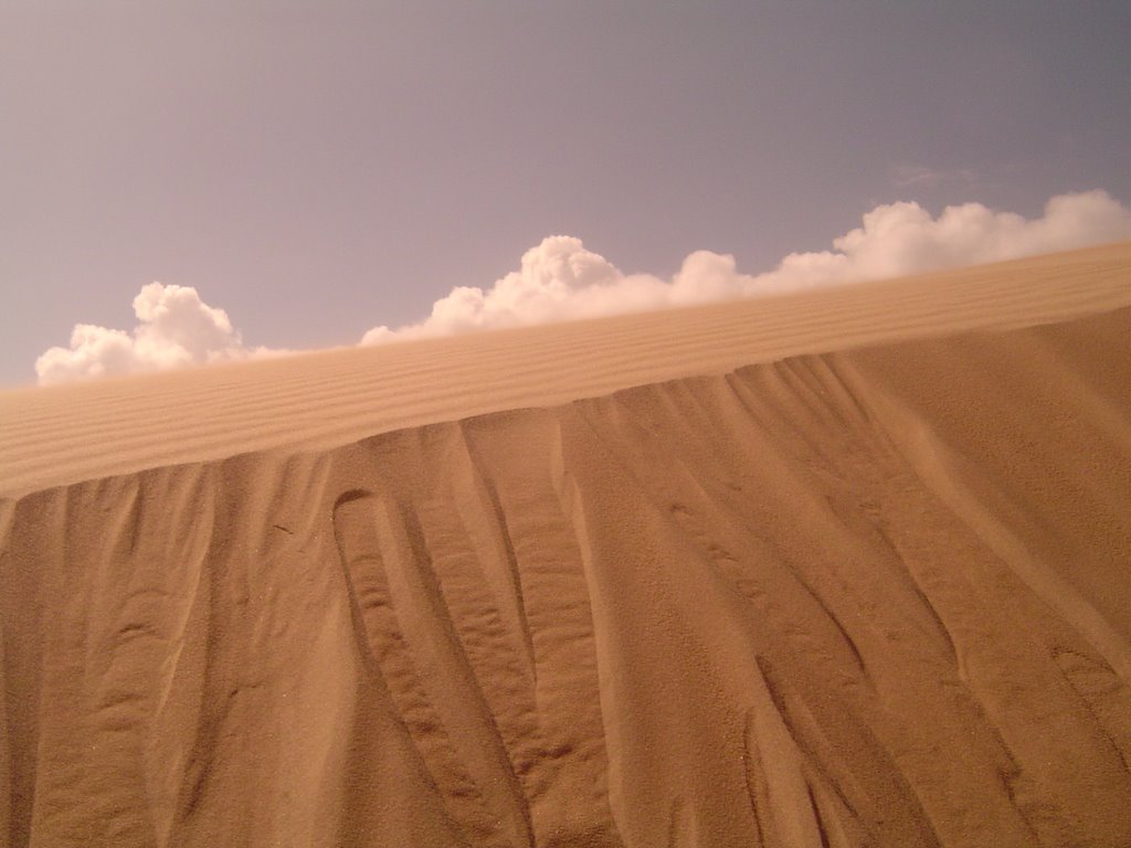 Medanos de nubes by carlosbrandi