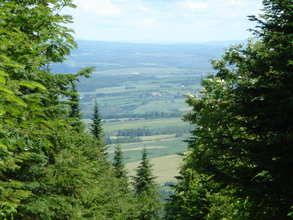 Sentier National, Chute-Neigette / Mont-Comi by Jean-Moo