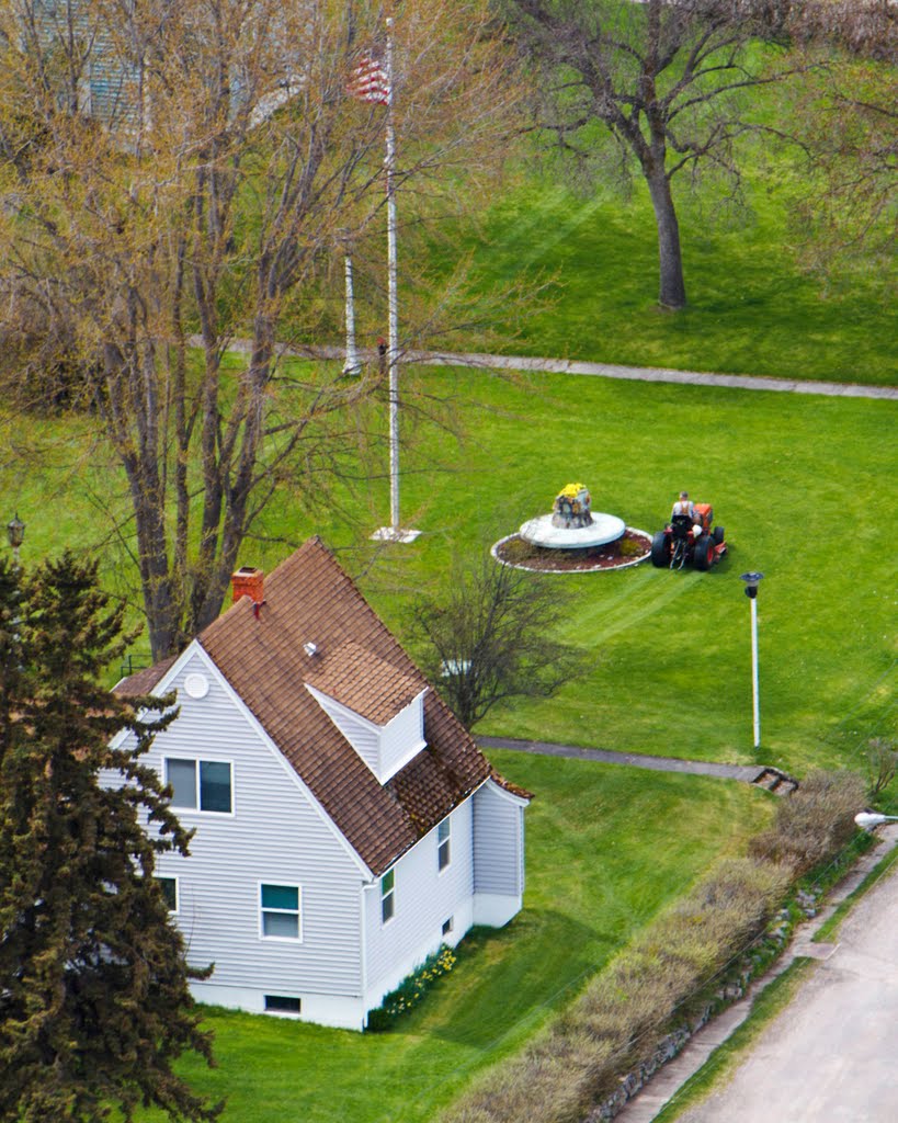 Mowing the Grass ...05.08.11.©.rc by Richard Campbell