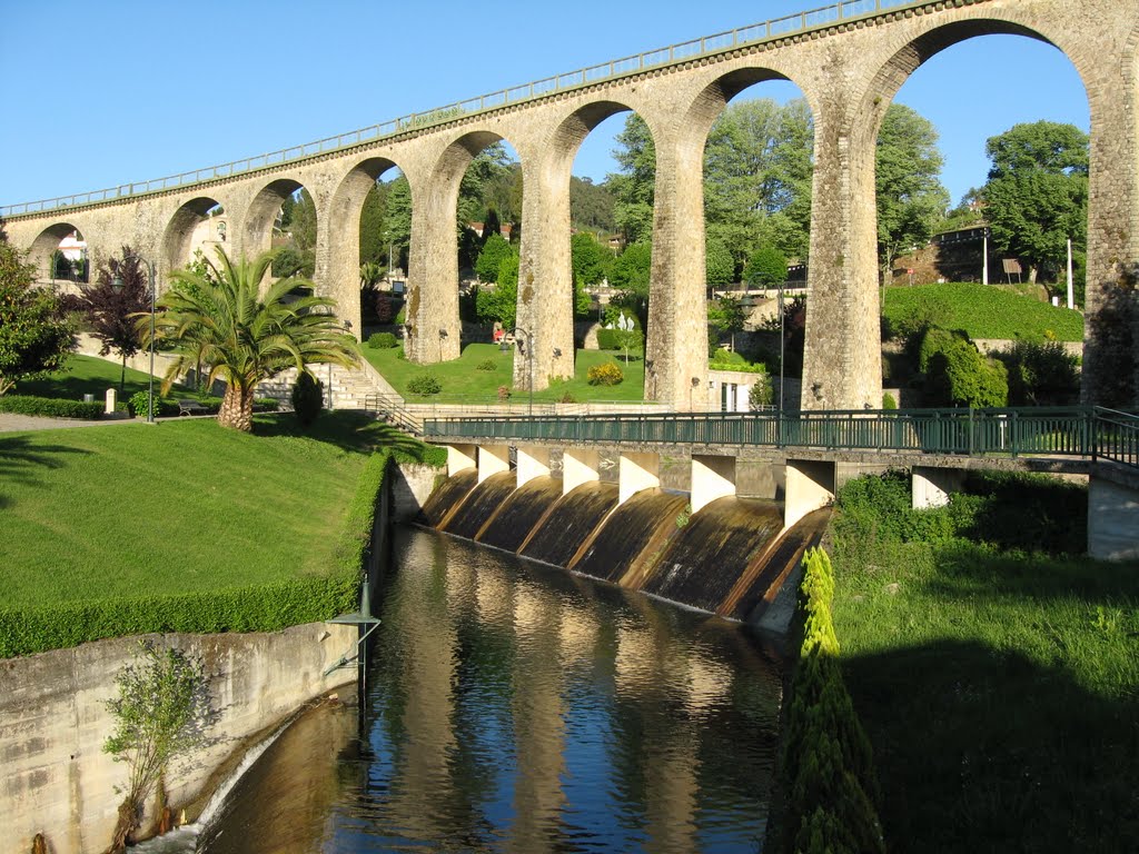 Antiga Ponte do Comboio, Vouzela, Portugal by Margarida Bico