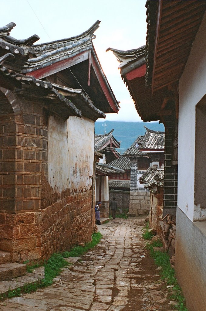 Shuhe outside Lijiang (丽江束河): Southwest part 2005 by Johan Nilsson