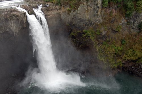 Snoqualmie Falls by Dieter Pohlen