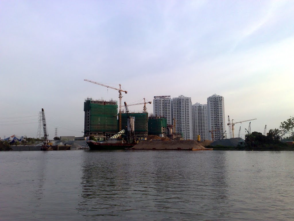 Kentons Residences (underconstruction) & Hoang Anh Gia Lai 3 (New Saigon) by Vũ Hà Duy