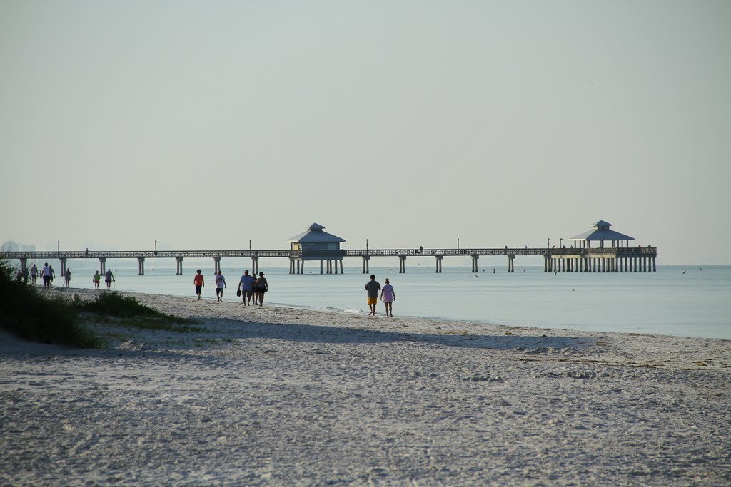 Beach Pier... by h.maiwald (germany)