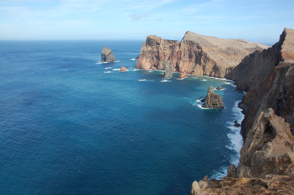 Cabo Saõ Lourenço by Mark Wijnen