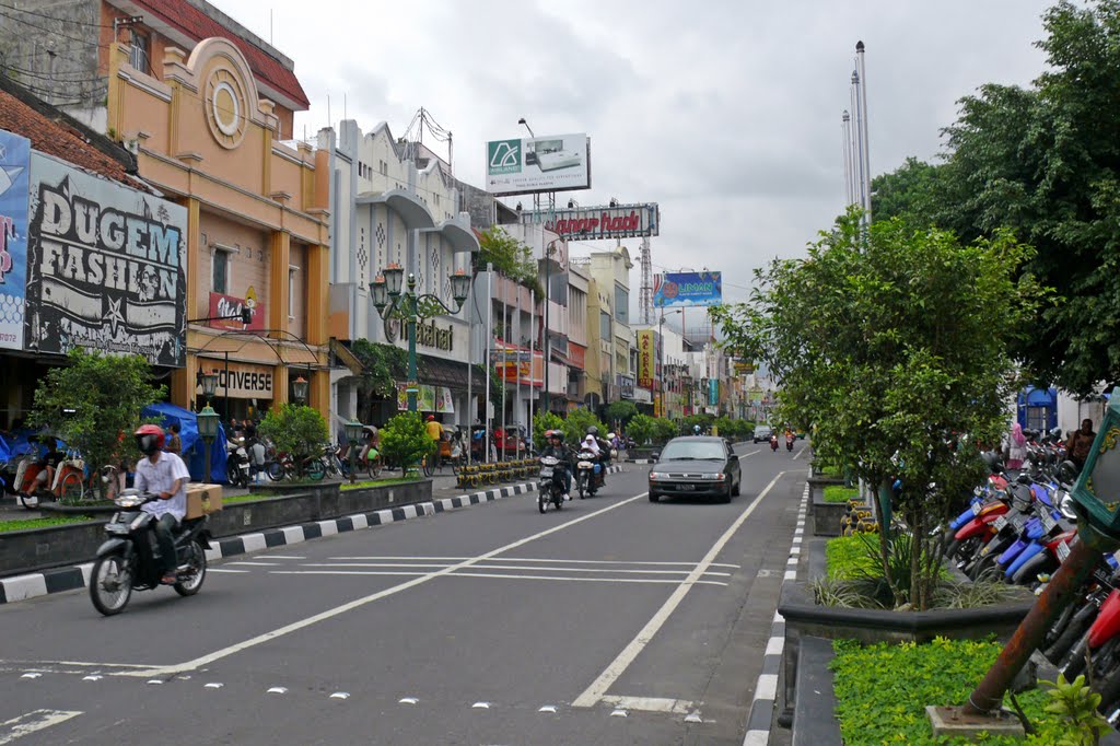 Jalan Malioboro by sunmaya