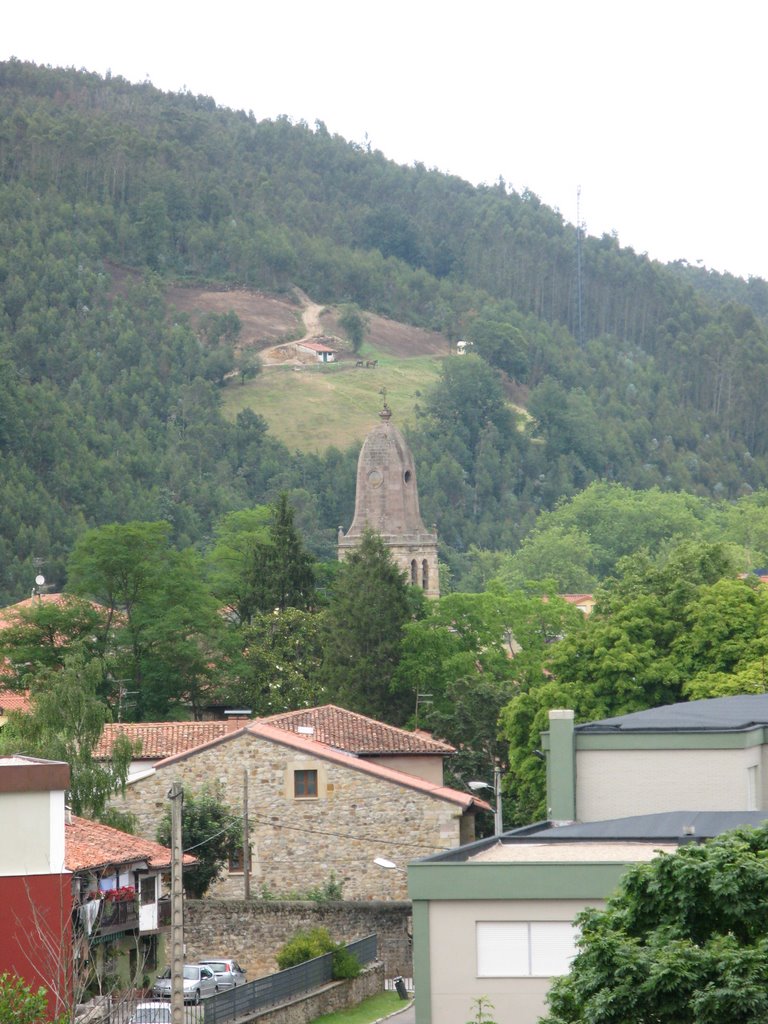 Casas de Tresano y Campanario by José Ramón Gómez