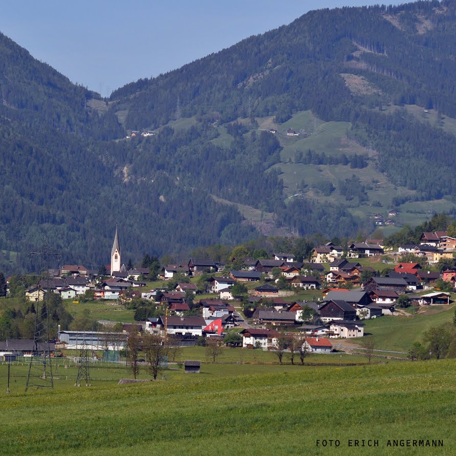 Rangersdorf_view_from_west by ► © ErAnger