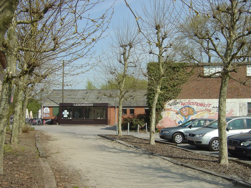 De 'Leiemeers' in Kuurne by Marcel Vanalderweireldt